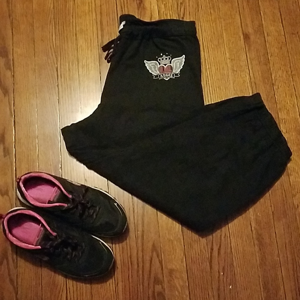 NWOT Angel Crop Sweatpants 18/20